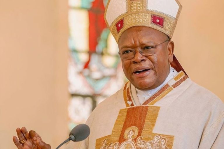 Les déclarations du Cardinal Ambongo au cœur du débat national
